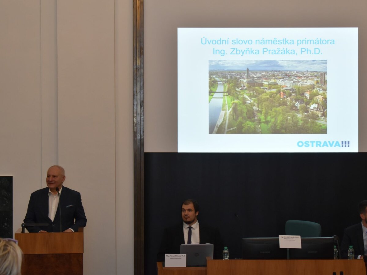 záběr z průběhu konference